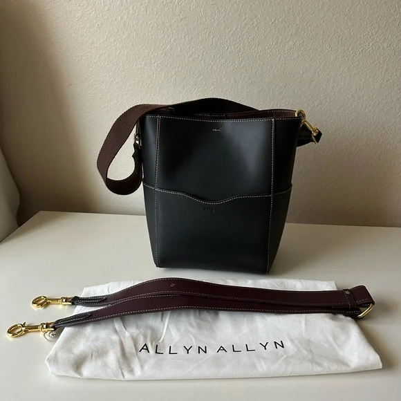 AALLYN Jordan Leather Bucket Bag - Picture 11 of 15